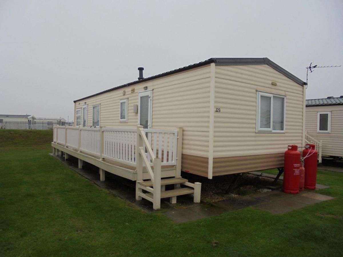 6 Berth Heated On The Chase Apartment Скегнес Екстериор снимка