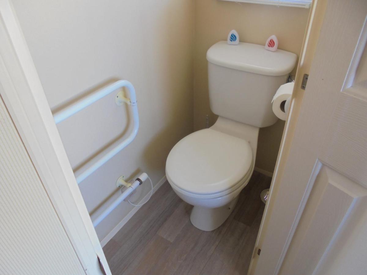 6 Berth Heated On The Chase Apartment Скегнес Екстериор снимка